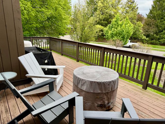 18 Northwick Court, Ann Arbor, MI 48105