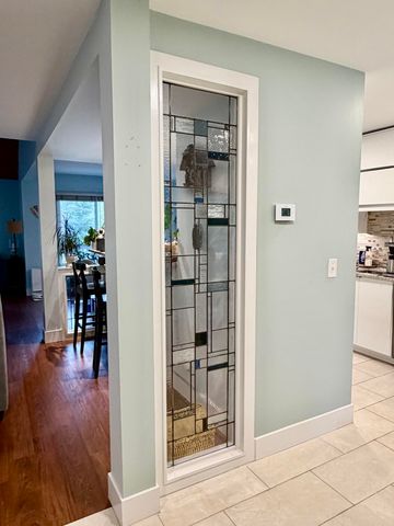 18 Northwick Court, Ann Arbor, MI 48105