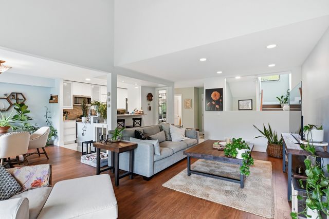 18 Northwick Court, Ann Arbor, MI 48105