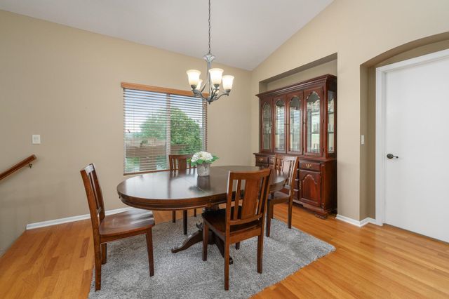 3730 N Ridge Port Ct., Wichita, KS 67205