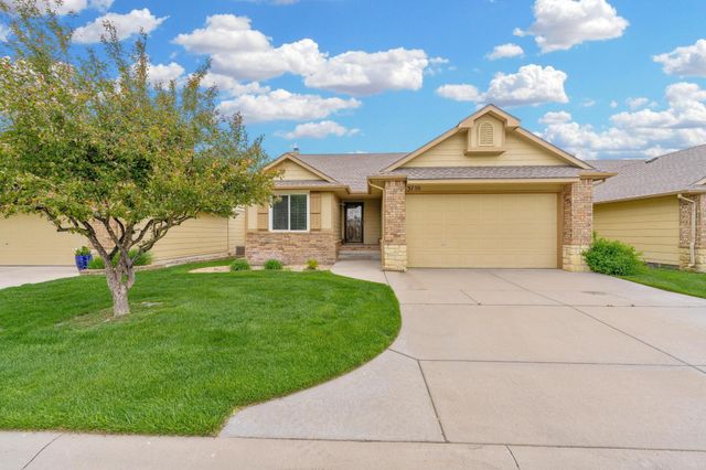 3730 N Ridge Port Ct., Wichita, KS 67205