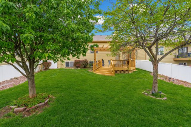 3730 N Ridge Port Ct., Wichita, KS 67205