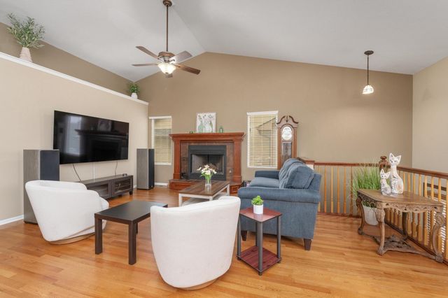 3730 N Ridge Port Ct., Wichita, KS 67205