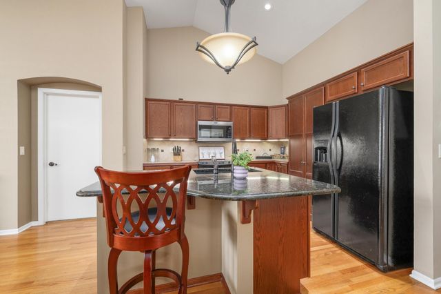 3730 N Ridge Port Ct., Wichita, KS 67205