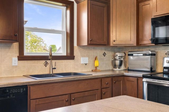 567 FAIR STREET, Wrightstown, WI 54180