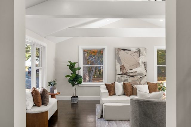 9 Essex Road, Sharon, MA 02067