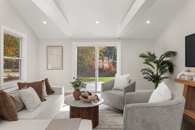 9 Essex Road, Sharon, MA 02067