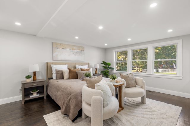9 Essex Road, Sharon, MA 02067