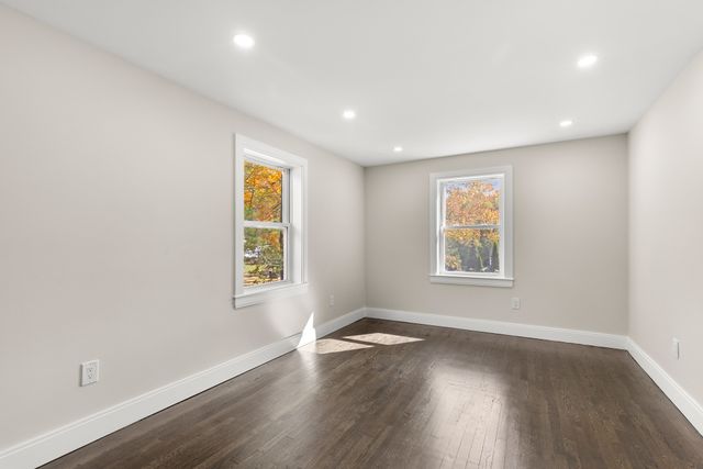 9 Essex Road, Sharon, MA 02067
