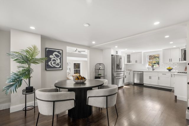 9 Essex Road, Sharon, MA 02067