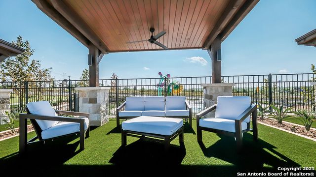 6010 Strasse Way, San Antonio, TX 78252