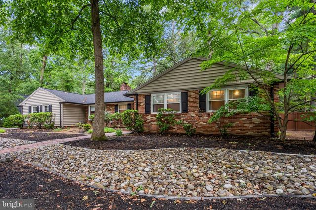 12 INDIAN KING DR, Cherry Hill, NJ 08003