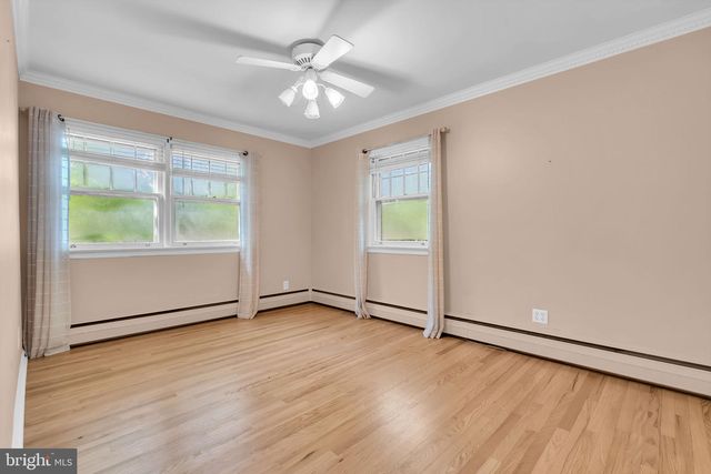 12 INDIAN KING DR, Cherry Hill, NJ 08003