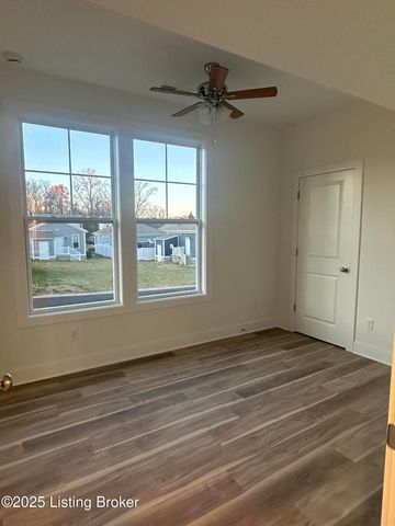 4301 Paper Birch Way, Louisville, KY 40245