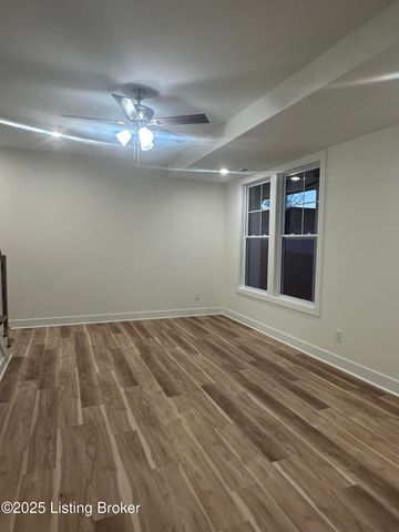 4301 Paper Birch Way, Louisville, KY 40245