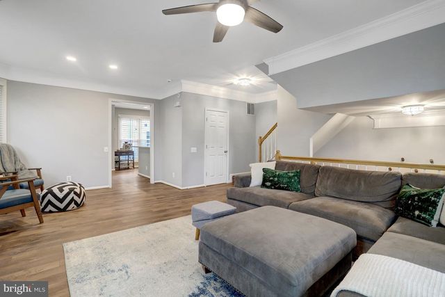 6043 RIDDLE WALK, Alexandria, VA 22312