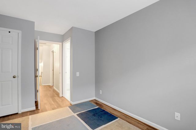 6043 RIDDLE WALK, Alexandria, VA 22312