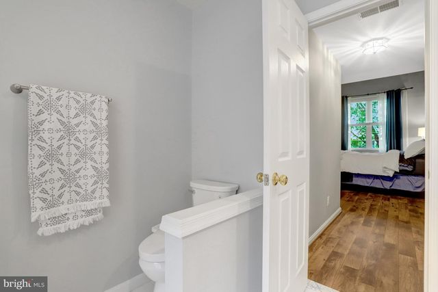 6043 RIDDLE WALK, Alexandria, VA 22312
