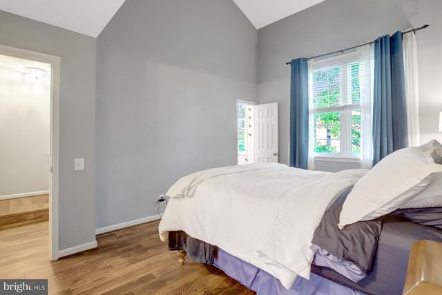 6043 RIDDLE WALK, Alexandria, VA 22312