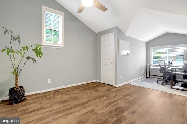 6043 RIDDLE WALK, Alexandria, VA 22312