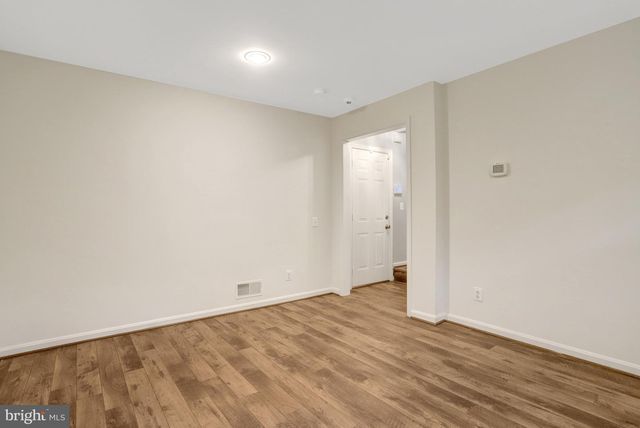 6043 RIDDLE WALK, Alexandria, VA 22312