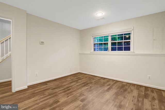 6043 RIDDLE WALK, Alexandria, VA 22312