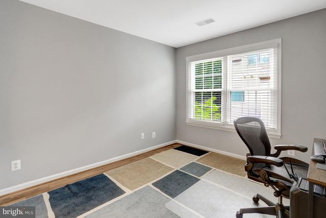6043 RIDDLE WALK, Alexandria, VA 22312
