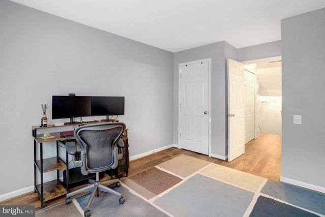 6043 RIDDLE WALK, Alexandria, VA 22312