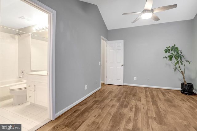 6043 RIDDLE WALK, Alexandria, VA 22312