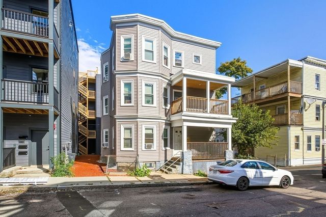 38 Woodford 2, Boston, MA 02125