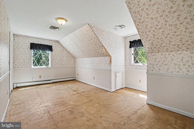 1 BARNITZ RD, Carlisle, PA 17015