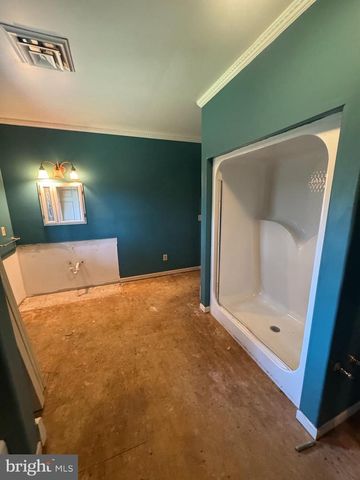 1 BARNITZ RD, Carlisle, PA 17015