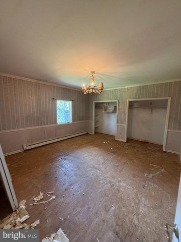 1 BARNITZ RD, Carlisle, PA 17015