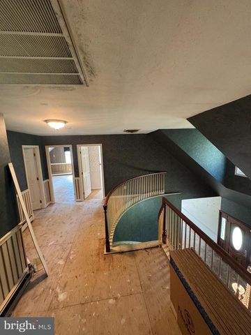 1 BARNITZ RD, Carlisle, PA 17015