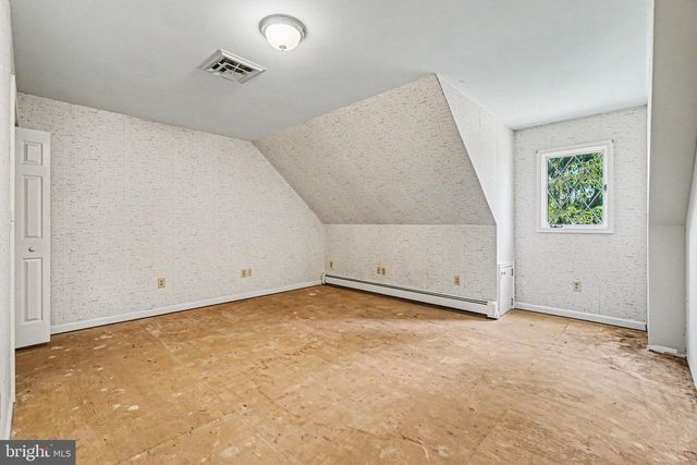 1 BARNITZ RD, Carlisle, PA 17015