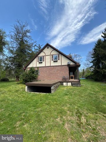 1 BARNITZ RD, Carlisle, PA 17015