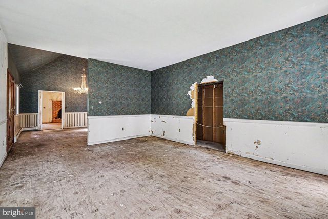 1 BARNITZ RD, Carlisle, PA 17015