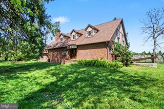 1 BARNITZ RD, Carlisle, PA 17015