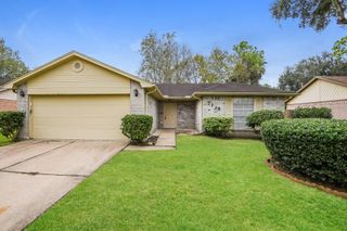 2718 N Brompton Drive, Pearland, TX 77584
