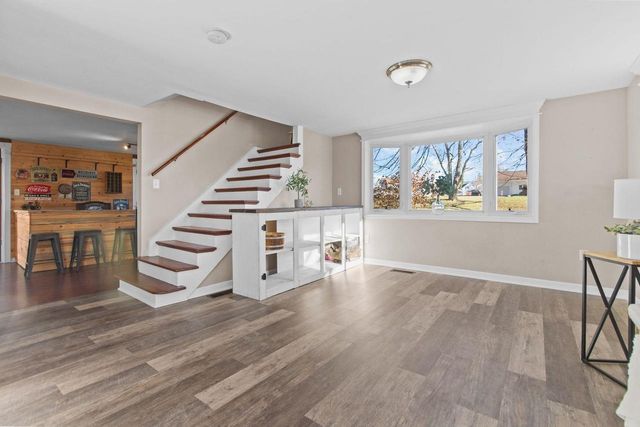 211 N BRIGGS STREET, Hortonville, WI 54944