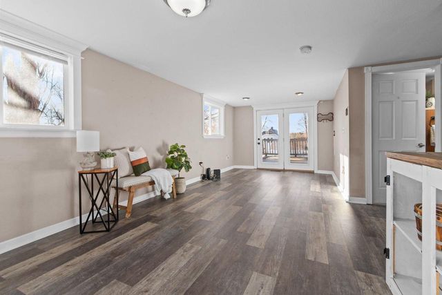 211 N BRIGGS STREET, Hortonville, WI 54944