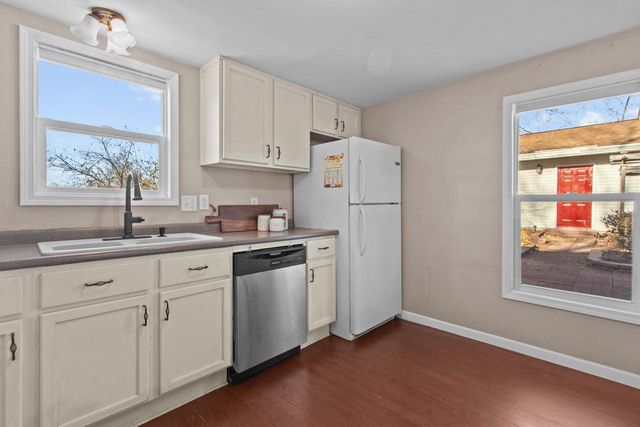 211 N BRIGGS STREET, Hortonville, WI 54944