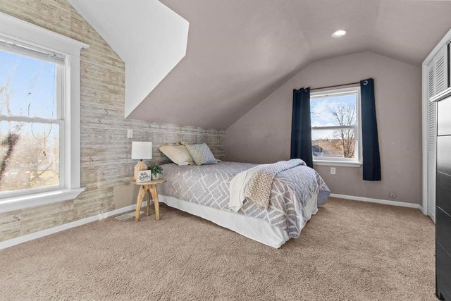 211 N BRIGGS STREET, Hortonville, WI 54944