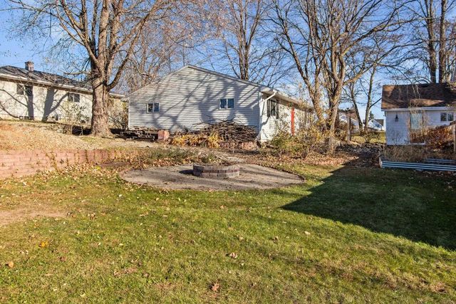 211 N BRIGGS STREET, Hortonville, WI 54944
