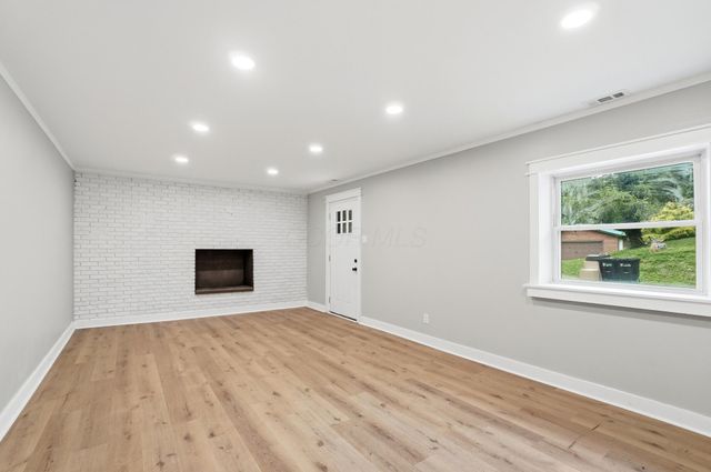311 N Park Drive, Baltimore, OH 43105