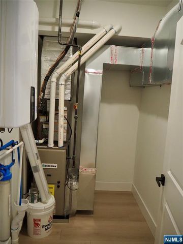 1205 Hillside Place 2, North Bergen, NJ 07047