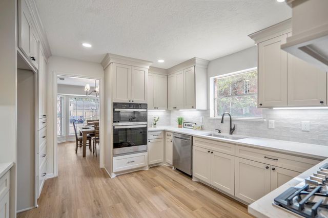 8006 Vickridge Lane, Spring, TX 77379