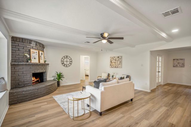 8006 Vickridge Lane, Spring, TX 77379