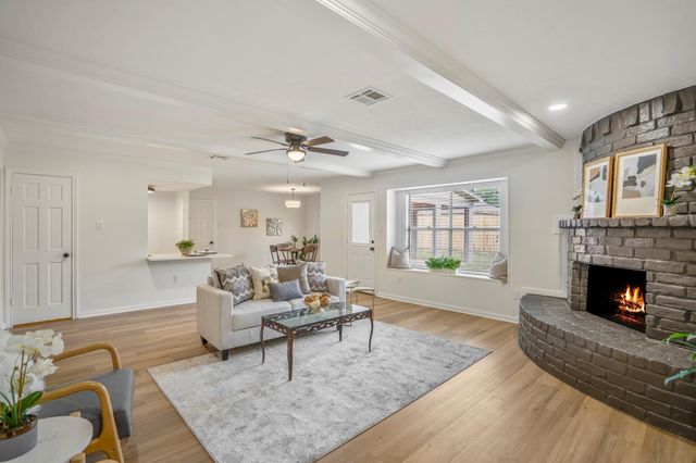 8006 Vickridge Lane, Spring, TX 77379