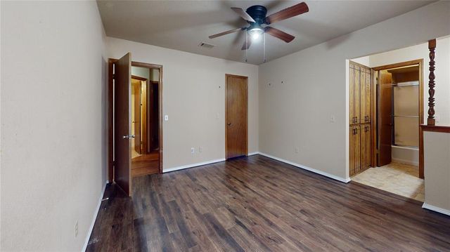 2127 Lonnie Lane, Moore, OK 73170